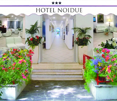 NOIDUE HOTEL
Bello, gioioso ,semplice hotel L&1quo;interprete qualificato  del *** FamilyDista 70 m...